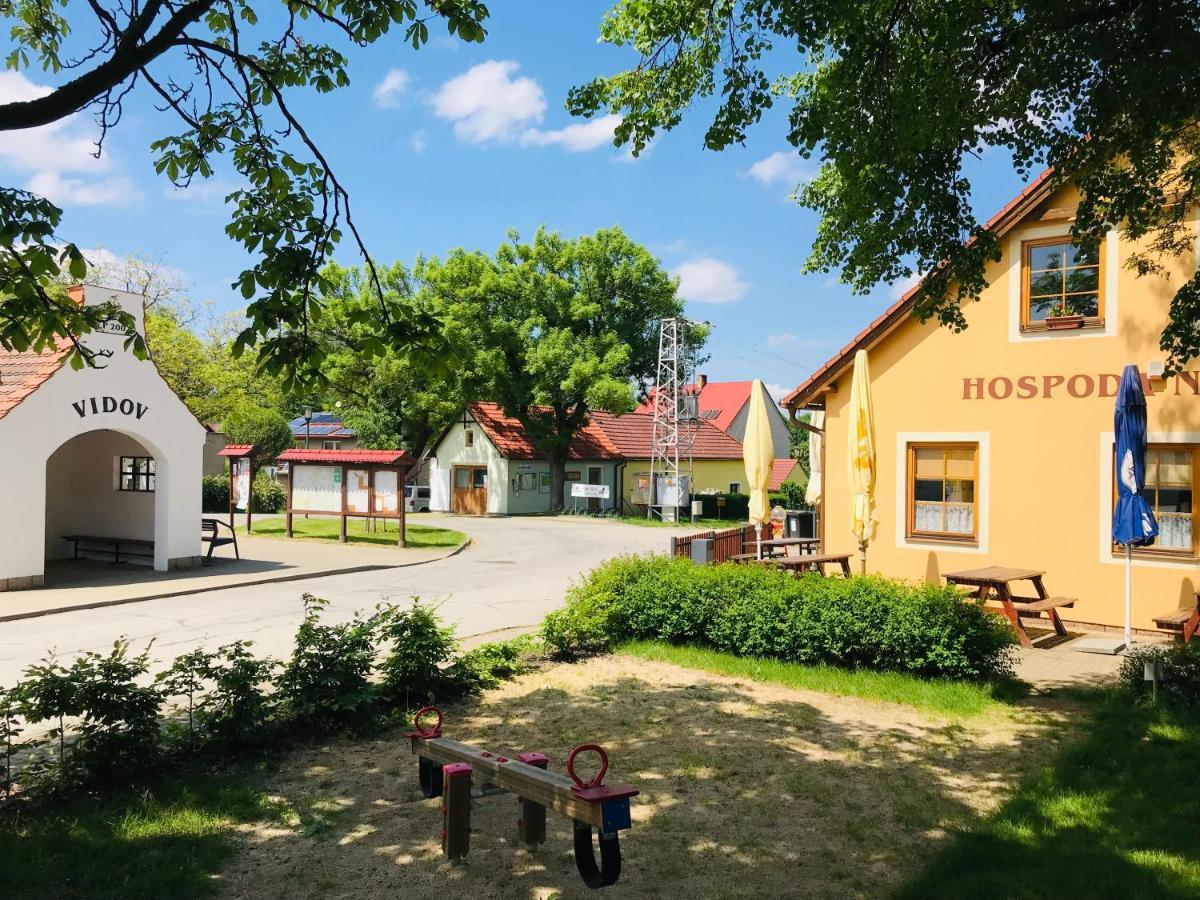 Prizemi Vesnicke Usedlosti - Cozy Village Homestead Vidov Exterior photo